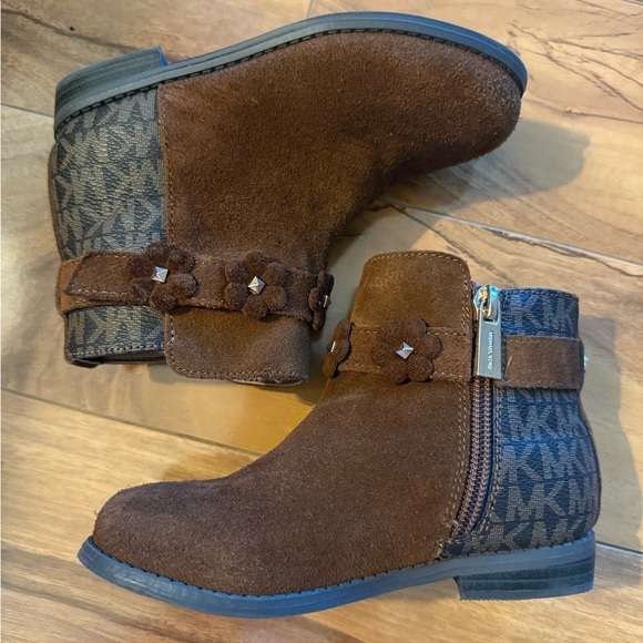 MICHAEL KORS Toddler Girl’s Leather/Suede Boots - Picture 1 of 6